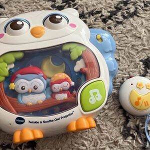 VTech Twinkle & Soothe Owl Projector - Blue and White